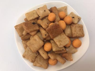 China Paprikas würzen gesunde Snack-Food der Imbiss-Mischungs-Reis-Cracker beschichtetes Erdnuss-Mischungs-RCM5A zu verkaufen