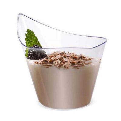 China Clear Plastic Cups Mini Swirl Triangle Dessert Cup Clear Hard Disposable Plastic Appetizer Parfait Party Clear Dessert Cup for sale