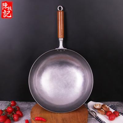 China Stocked Kitchen Cooking Wok Pan Chinese Cookware Set Cookware Sets for sale