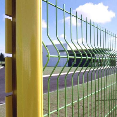 China Cheap Price Easily Assembled Decorative 3d Curved Welded Wire Mesh Fence for sale