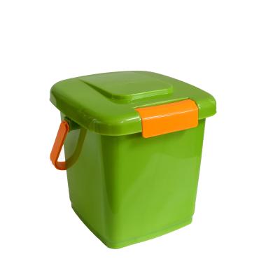 China Office Sustainable Kitchen Household Gift Small Plastic Waste Bin 10L Small Waste Bin With Locked Lid for sale