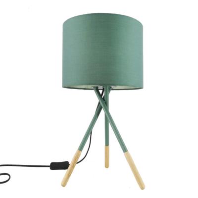 China New Modern European Light Factory Design Metal Desk Lamp Table Lamp Cloth Wood Shade Wood Desk Lighting Home Decor for sale