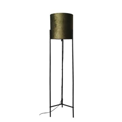 China Metal Minimalist Three Leg Floor Lamp Living Decorative Floor Lamp for sale