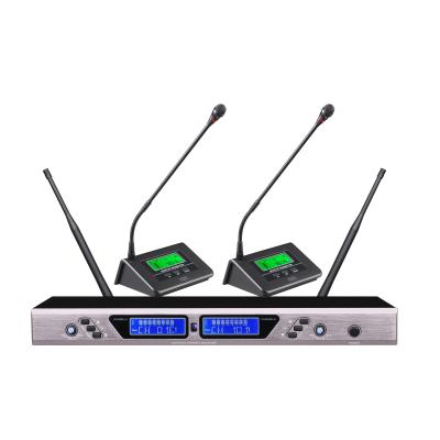 China Wireless Gooseneck Microphone UE2704 UHF Conference Gooseneck Dual Channels Microphone MIC Radio for Meeting,Seminar for sale