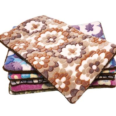 China Soft Travel Flannel Pet Mat Dog Bed Winter Thicken Warm Cat Dog Blanket Puppy Sleep Blanket Towel Cushion For Small Medium Large Dogs for sale