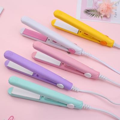 China Hot New Product Mini Plastic Lightweight Hair Straightener And Curling Iron for sale