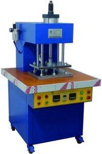 China Automatic TPU Clothing Embossing Machine For Garment for sale