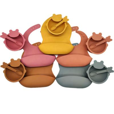 China Stocked Wholesale Cheap Customize Grade Silicone Baby Bib Waterproof Cute Feeding Gift Set for sale