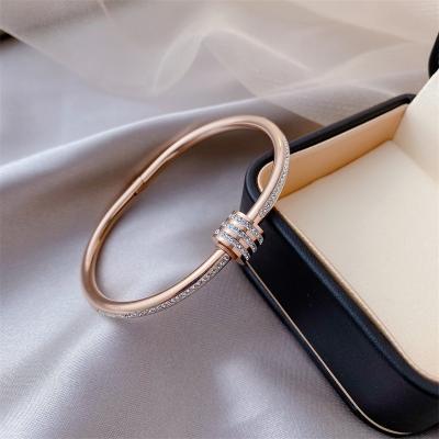 China FASHIONABLE new arrival stainless steel simple screw anklet bracelet with diamonds bracelet bangle charms for sale