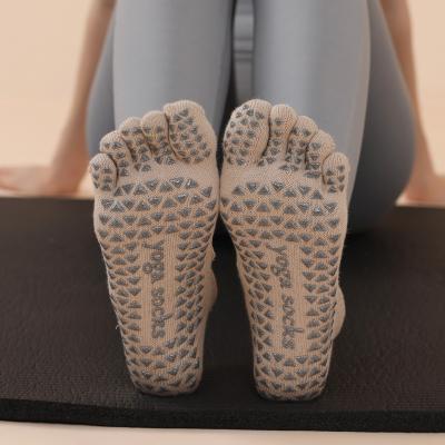 China Breathable Hot Sale Fitness Dance Yoga Pilates Anti-Slip Socks for sale