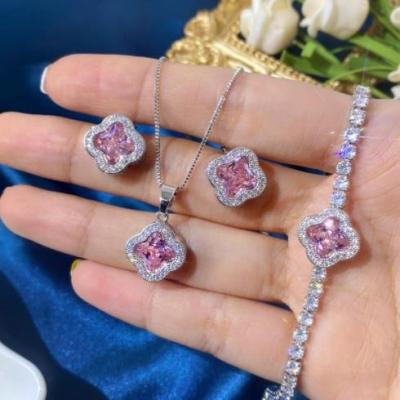 China High Quallity New independent packaging four-leaf clover multicolor zircon earrings crystal necklace elegant bracelet three-piece jewelry set for sale