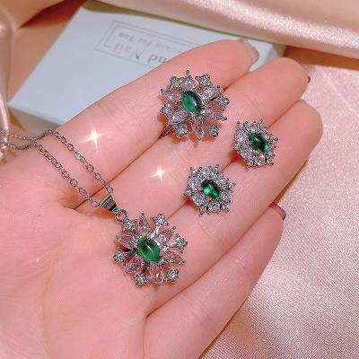 China High Quallity Japanese and Korean Baroque Emerald full diamond earrings earring designer necklace three-piece jewelry set for sale