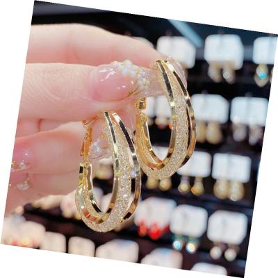 China Vintage Japanese and Korean drop crystal mesh ring earrings women's niche design ear ring sex cold wind earrings Women's for sale