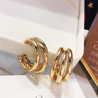 China Vintage European and American 925 silver needle cold wind earrings simple irregular multi-layer ring earrings metal Women's earrings for sale