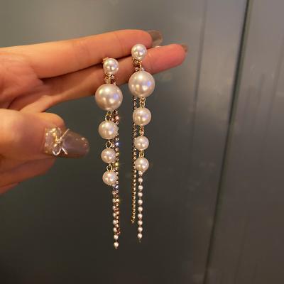 China Vintage European and American personality long earrings elegant trendy earrings 925 silver needle Diamond Pearl tassel earrings for sale