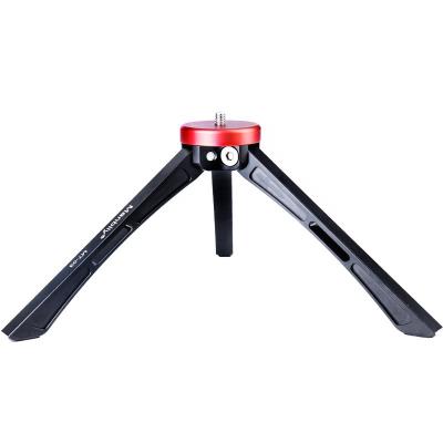 China PORTABLE Flexible Foldable Universal Lightweight Table Tripod Mini Camera Desktop Tripod for sale