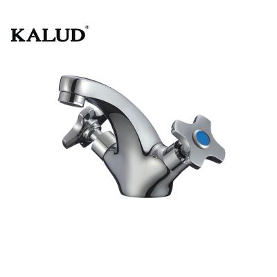 China Good Quality Chrome Color Single Handle Faucet Double Handle Faucet Modern Metered Hole Basin Faucets Hose Faucets for sale