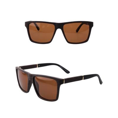 China Fashion Sunglasses Factory Wholesale Square TR90 Frame Retro Shading Polarized Lens Sunglasses For Men for sale