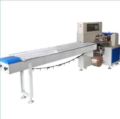 China Hot selling automatic three type food products pillow servo packing machine for food and bread for sale