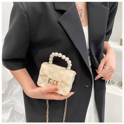 China GIRL Chain Shoulder Bag Mini Pearl Handbag Jelly Purse Color Cross - Body Mini Messenger Bag for sale