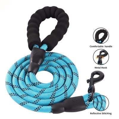 China Customized 2 Pcs/Set Dog Collar And Leash For Dogs Adjustable Denim Pet Leash Belt Traction Rope Collars For Daily Training Walking On for sale