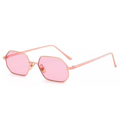 China Factory direct sales of fashion sunglasses 2021 fashionable frame luxury party metal women polygon resin sunglasses for sale