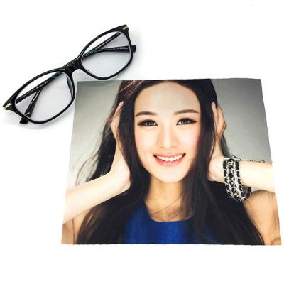 China Simple Phone Screen Cleaning Microfiber Lens Jewelry Sunglasses Cleaning Cloth / Glasses Hot Sale 2022 for sale