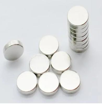 China Industrial Magnet N35 N38 N40 N42 N45 N48 N50 N52 Disc Ndfeb Magnet Rare Earth Permanence Neodymium Magnets for sale