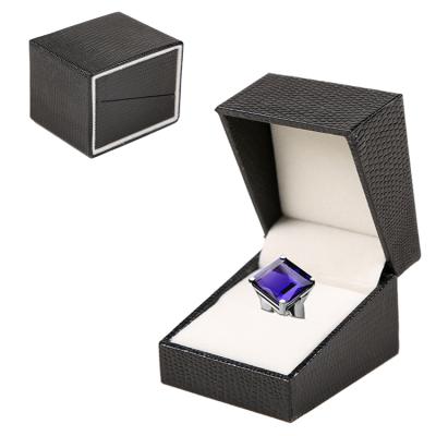 China 2021 Luxury Leather Engagement Ring Box Couples Gift Ring Wedding Suede Jewelry Box for sale