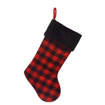 China Christmas Deoration 2020 Wholesale Bulk Plaid Christmas Tree Decoration Socks Hanging Stockings for sale