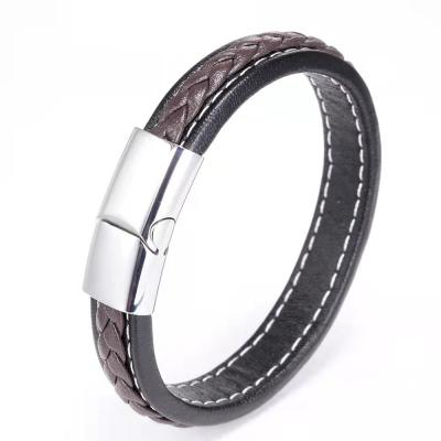 China Fashion Environmental Friendly Korean Men's Bracelet Jewelry Packaging Pulsera De Cuero Titanium Brown Leather Steel Wrap Couples Magnetic Bracelet for sale