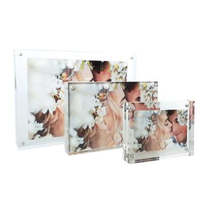 China Thick Desktop Decoractive Clear Double Sied Acrylic Frames Magnet Photo Frames for sale