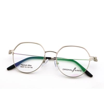 China Fad IP Plating Β Titanium Glasses Frame For Men And Women 66337 for sale