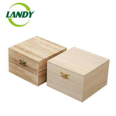 China Handmade Customized Wooden Desktop Wooden Storage Box Cube Stash Keepsake Keepsake Box for sale