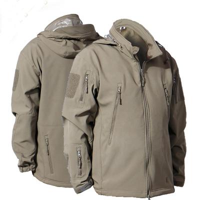 China Breathable Outdoor Green Military Jacket Men Coat Outdoor Windproof Military Camping Ski Jacket Winter Fleece Hiking Climbing Ski Jacket for sale