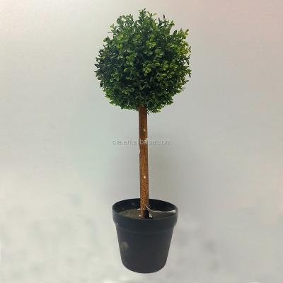 China Hedge Fencing Decorative Artificial Boxwood Ball Fake Topiary Tree In Pot for sale