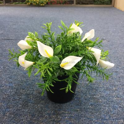 China Artificial Grass Flower Bonsai for Plastic Calla Lily Artificial Grass Flowers Plants for Home and Restaurant Decor with Black Pot for Home Decoration for sale