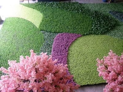 China Art Superb Mixed Grass Green Plant Artificial Wall In Plastic Indoor Outdoor Decoration Garden Evergreen Ornaments for sale