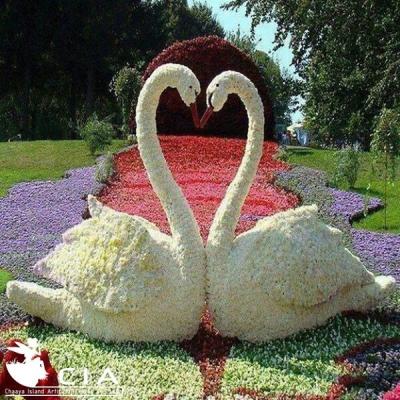 China Garden Living Artificial Wedding Love Swan Garden Topiary Sculpture for sale