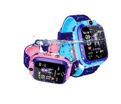 China Auto Focus Smart Watch For Kids With Sim Card Support IOS Android Waterproof IP67 Kids Smart Watch for sale