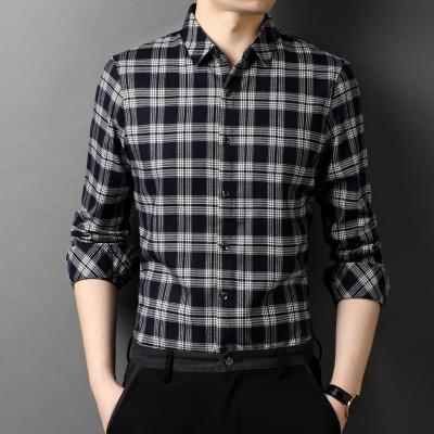 China Polyester / Cotton Spring And Autumn Thickened Plaid Casual Men's Shirt for sale