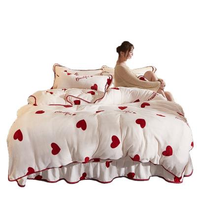 China New Product Printed Velvet Comforter Cover Bedding Set Anti Static for sale