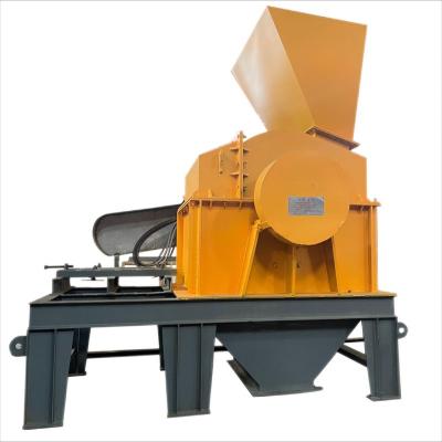 China Crush Wood Logs Making Sawdust Home Use 132KW Wood Sawdust Maker With High Productivity for sale