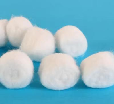 China Soft Durable 0.5G Small Size Medical Cotton Ball With X-ray 100% Pure Cotton Yarn Superior Asorbency for sale