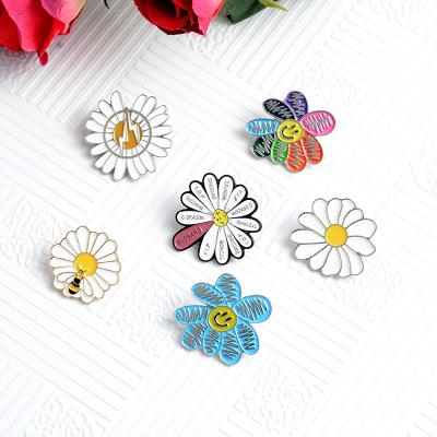 China American Rhinestone GD Brooch Lightning Flower Button Pins Clothes Daisy Lapel Pins Denim Jacket for sale