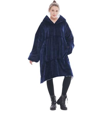 China 2022 Hot Selling New Product Wearable 100% Polyester King Size Blanket Blue Cover-Up Hoodies Bulk With Front Pocket for sale