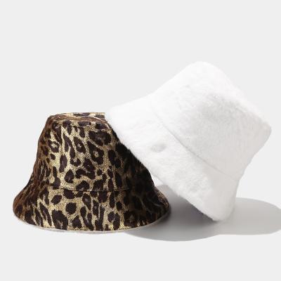 China 2021 Fashion Sale Double Sided Bucket Hats Warm Leopard Fur Print Wool Bucket Hat Reversible Fuzzy Bucket Hat for sale