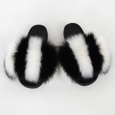 China Newest Design 2021 Fashion Trend Fox Fur Slides Faux Fur Custom Made Women Artificial Slide Sandals Fashion Fur Slides for sale