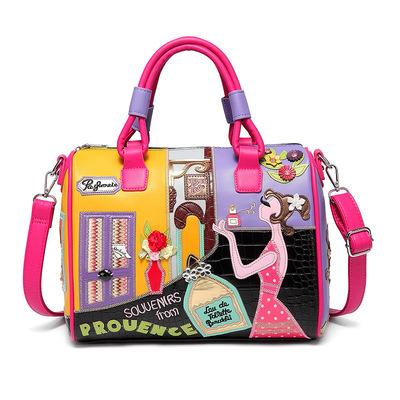 China Portable bag the latest fasion 2021 new pillow messenger ladies European and American zipper quilting boston bag handbags for women for sale