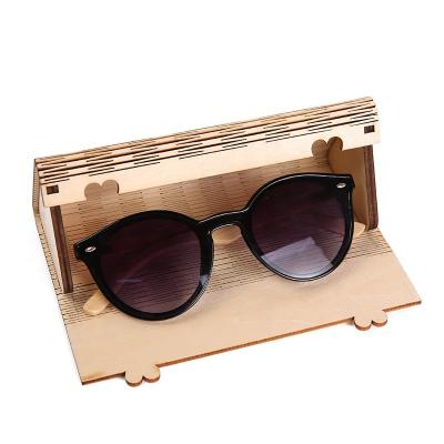 China Sunglasses Packing Round/Triangle Fashionable Bamboo/Wooden Sunglasses Box Logo Sunglasses Case Packaging Custom Made for sale